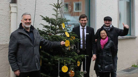 wir-suchen-den-sch+¦nsten-weihnachtsbaum-in-f++ssen-jetzt-abstimmen